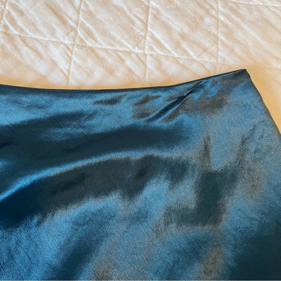 Shaina Mote - Mar Skirt - Piscine - 16 - Picture 7 of 10